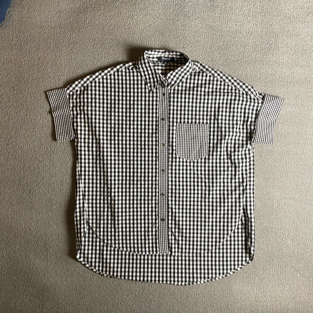 MadeWell Women’s oversized Black and White Checkered Oversized Button Up